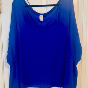 WE THE FREE sapphire waffle top bell sleeves